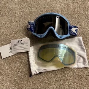 Oakley snow goggles!